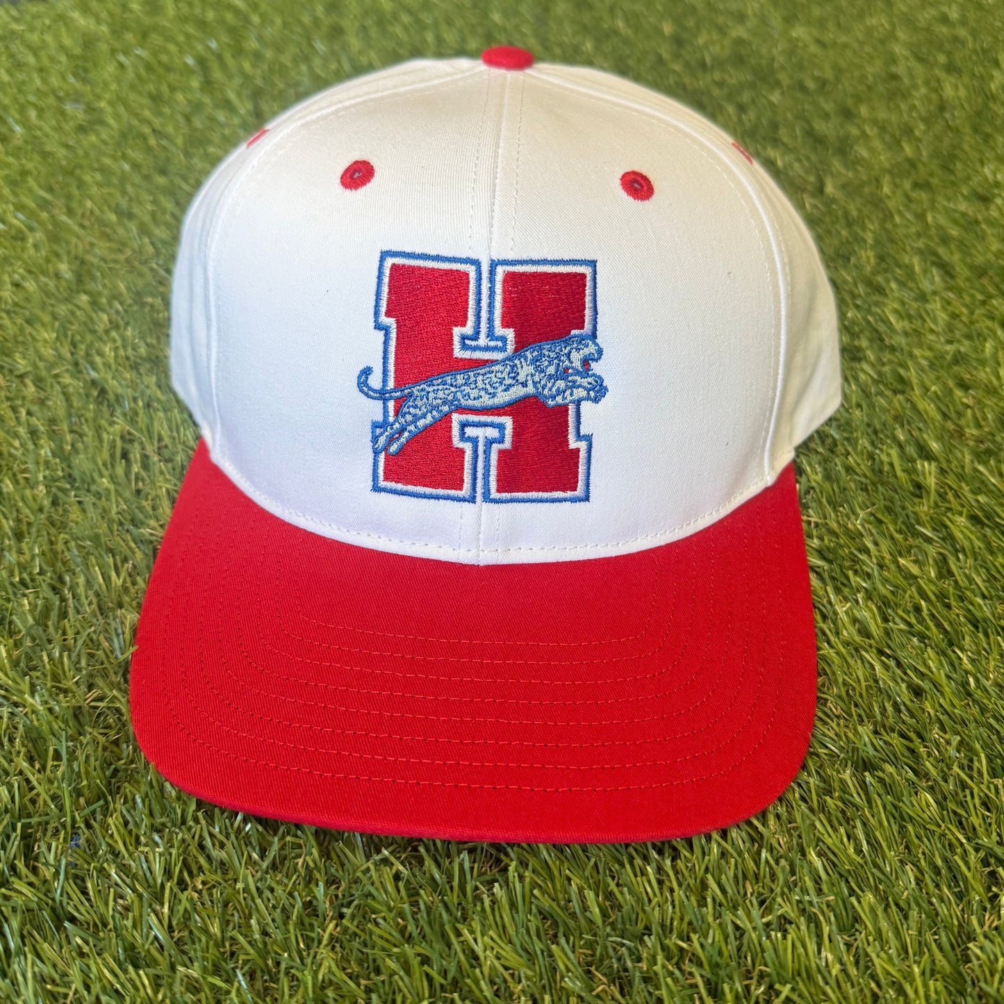 HHS WHITE/RED SNAPBACK