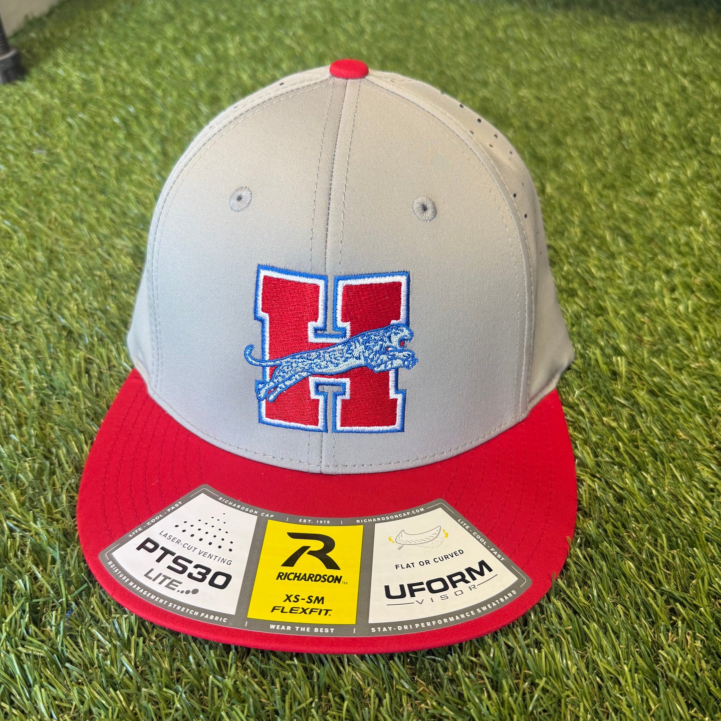 HHS GREY/RED Fitted